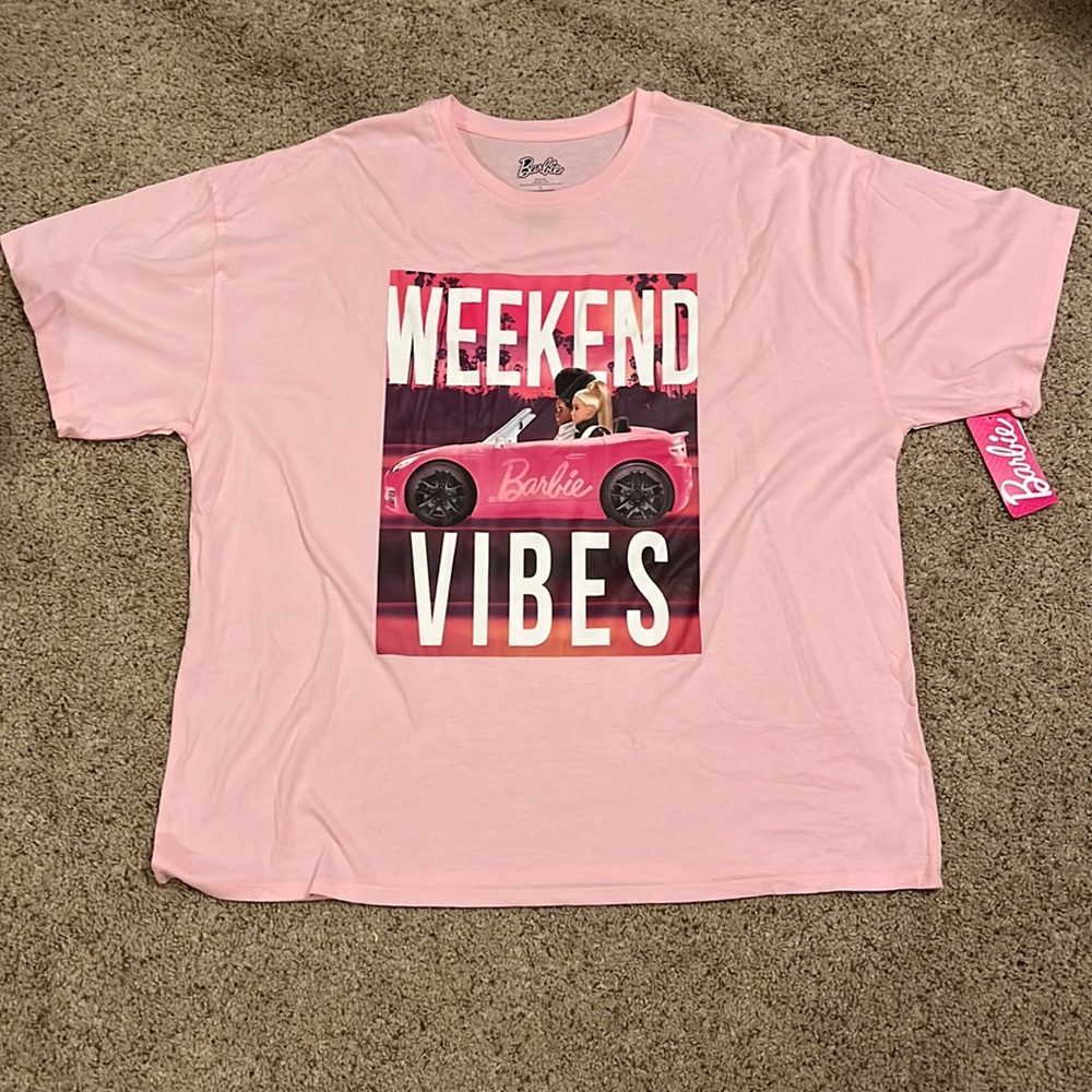 NWT Barbie T-Shirt Size Large